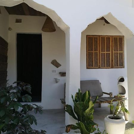 Wow Beach House Jambiani  Exterior photo