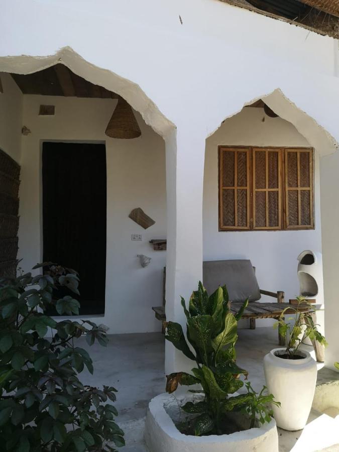 Wow Beach House Jambiani  Exterior photo